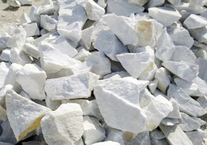 High-grade raw limestone deposits